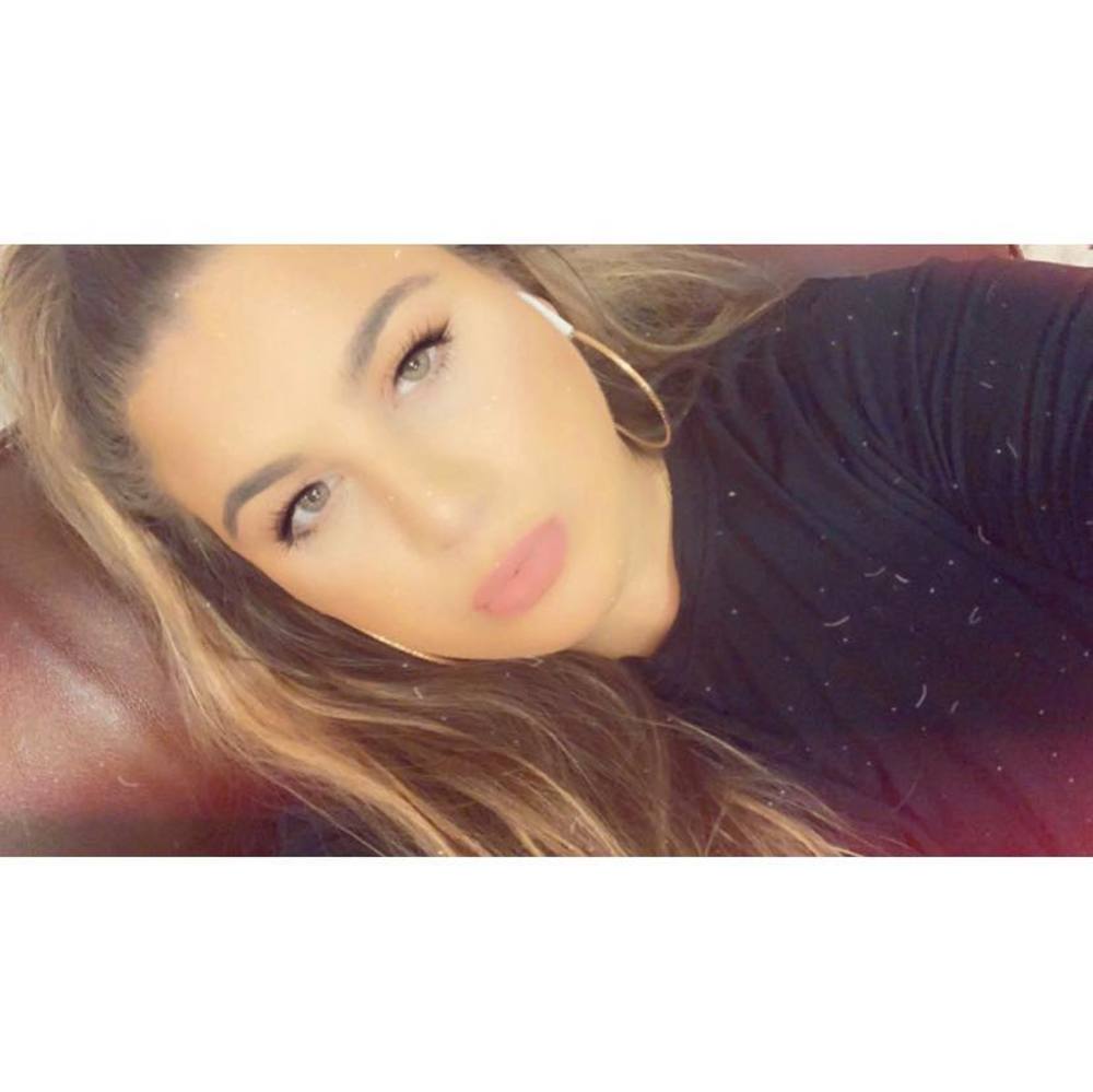 Meet your Posher, Jasmine